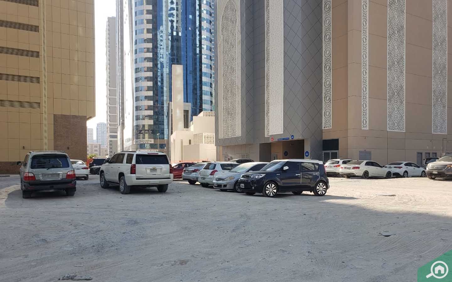 Al Qasimia University Building Street Parking