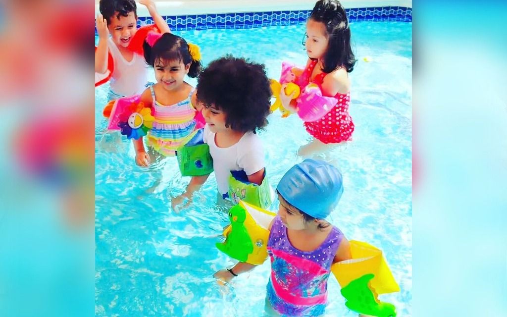 فصول السباحة في مركز الصفا