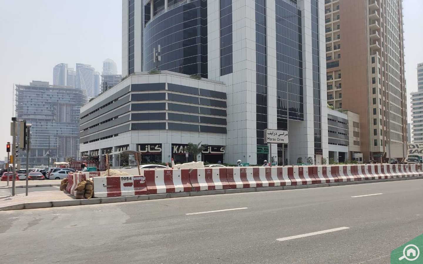 محلات تجارية في برج 51@الخليج التجاري