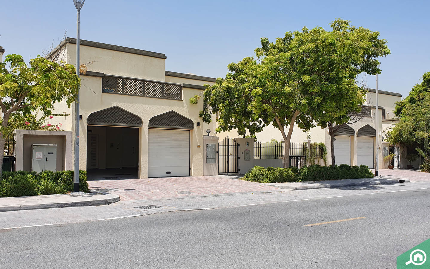 Villas in Jumeirah Park District 8