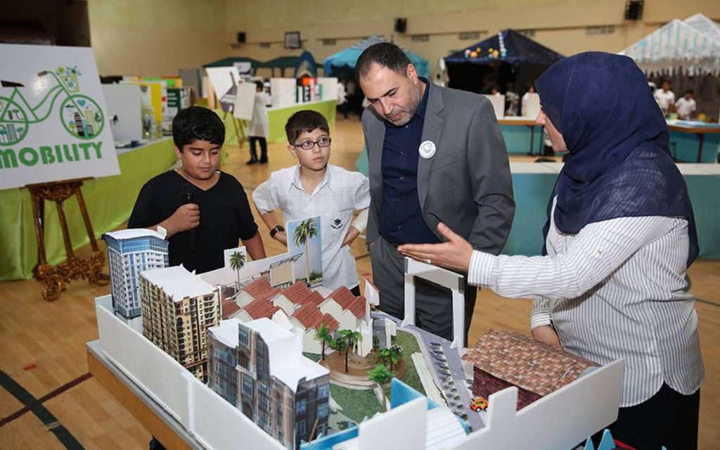 مشاركة الطلاب في معرض العلوم