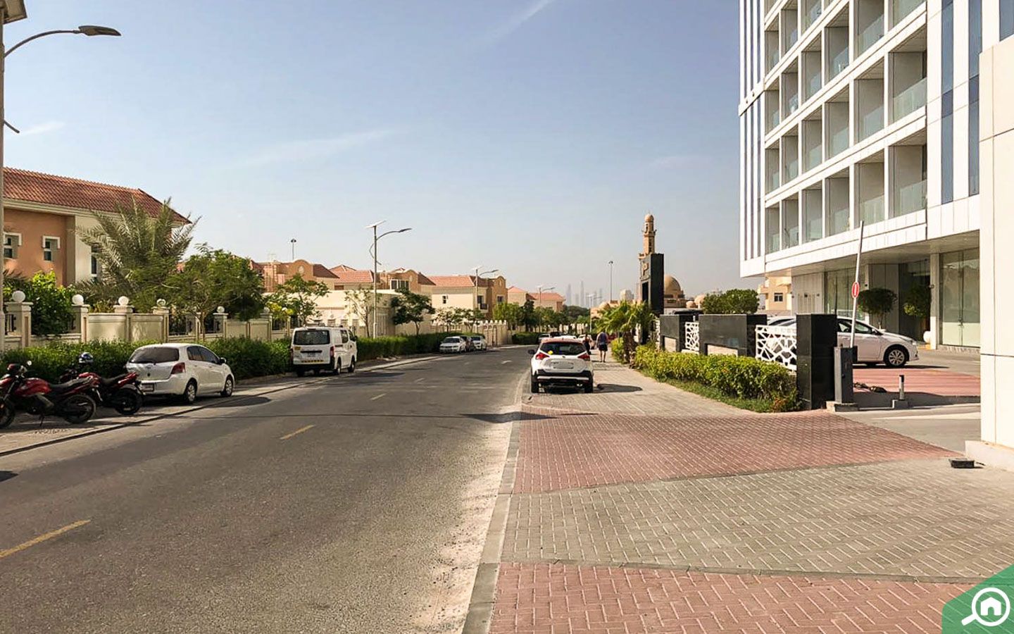 الشارع المحاذي لبرج جوفاني بوتيك سويتس في دبي