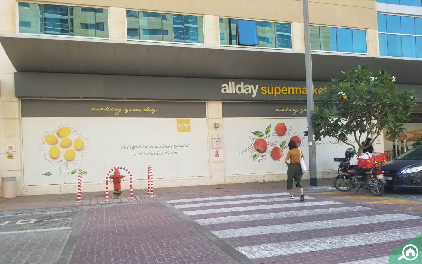 Grocery store near Sunset Gardens
