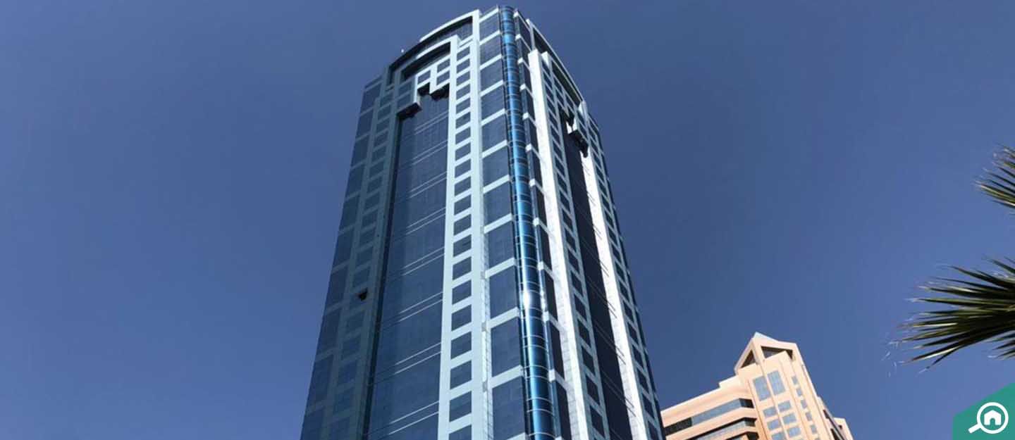 برج العالم أي بي آي، شارع الشيخ زايد