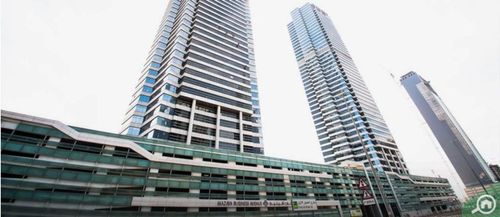 مركز مزايا للأعمال BB-1، أبراج بحيرات الجميرا