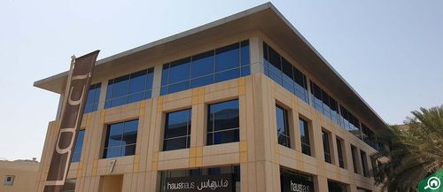 مجمع الذهب والألماس 7، القوز